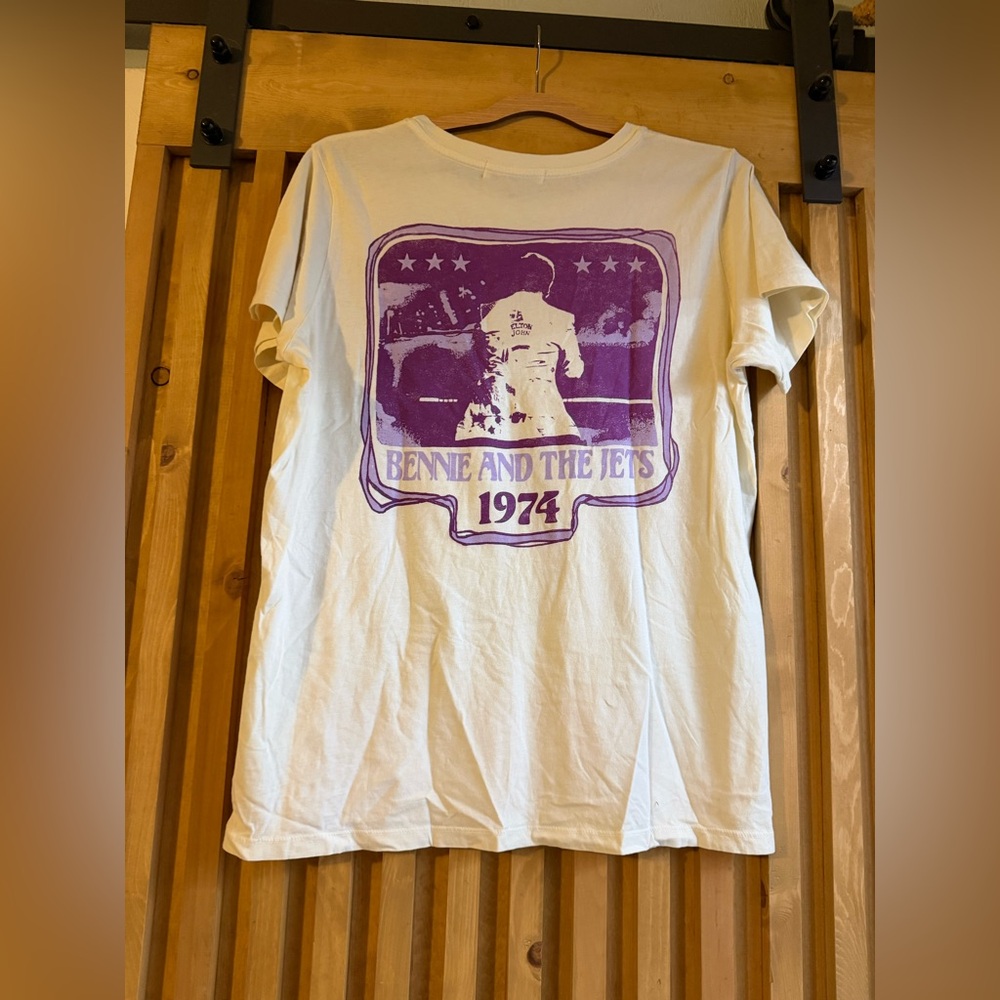 Daydreamer Elton John Graphic Tee - Picture 4 of 6